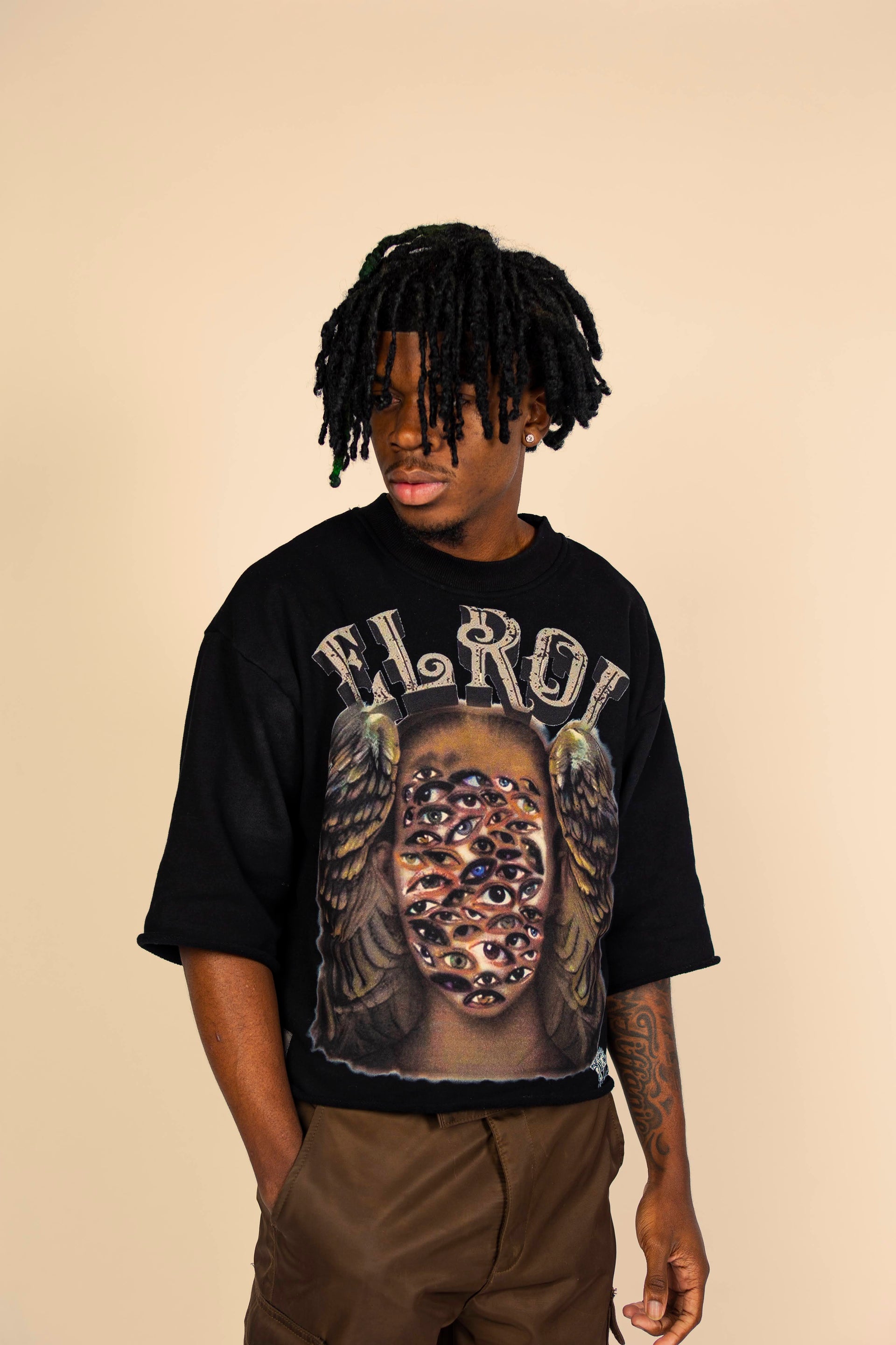 "Elroi" Sunfaded Cropped Crewneck Black